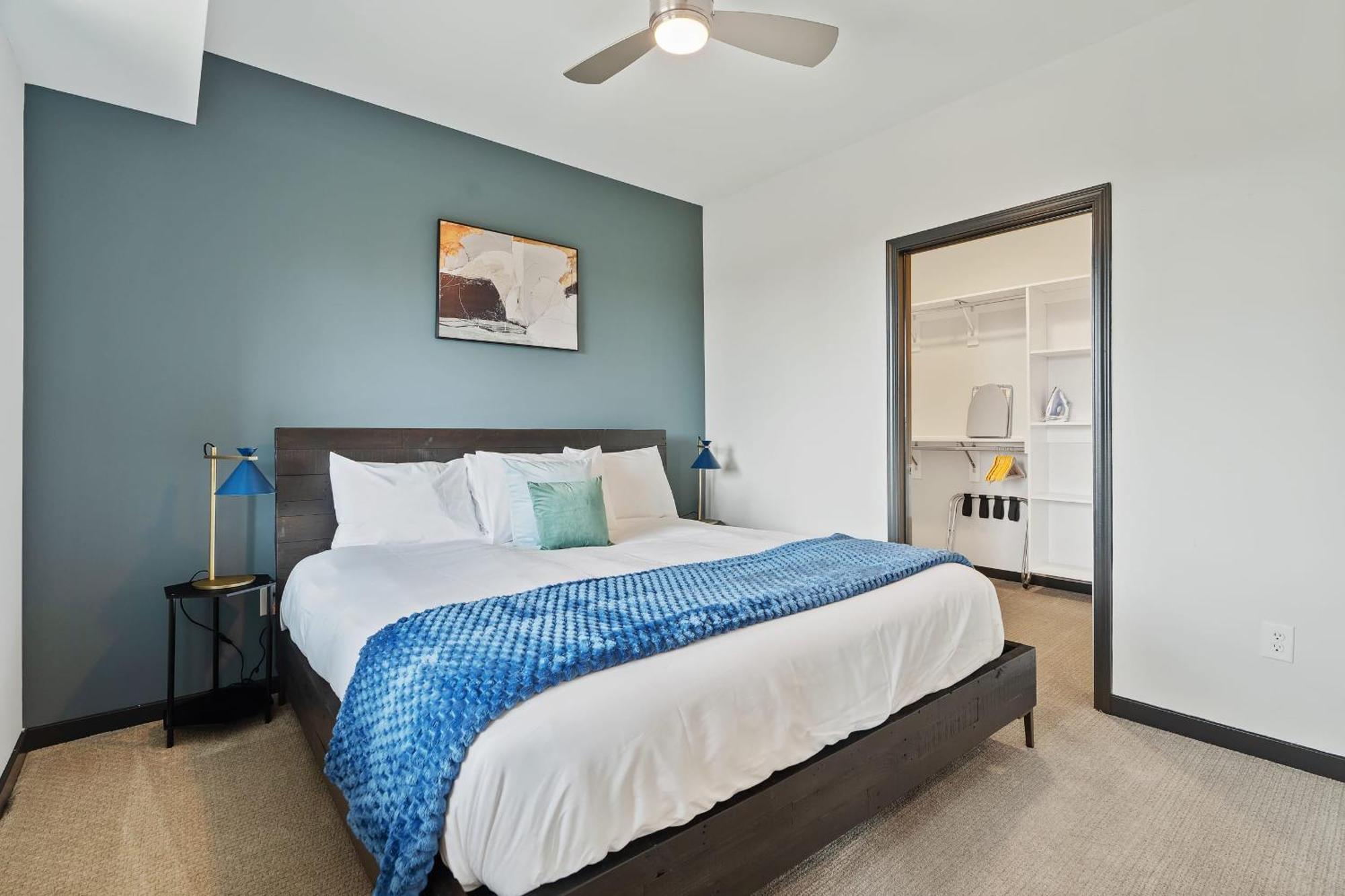 Cozysuites On Mass With Garage Parking #4 Indianapolis Esterno foto