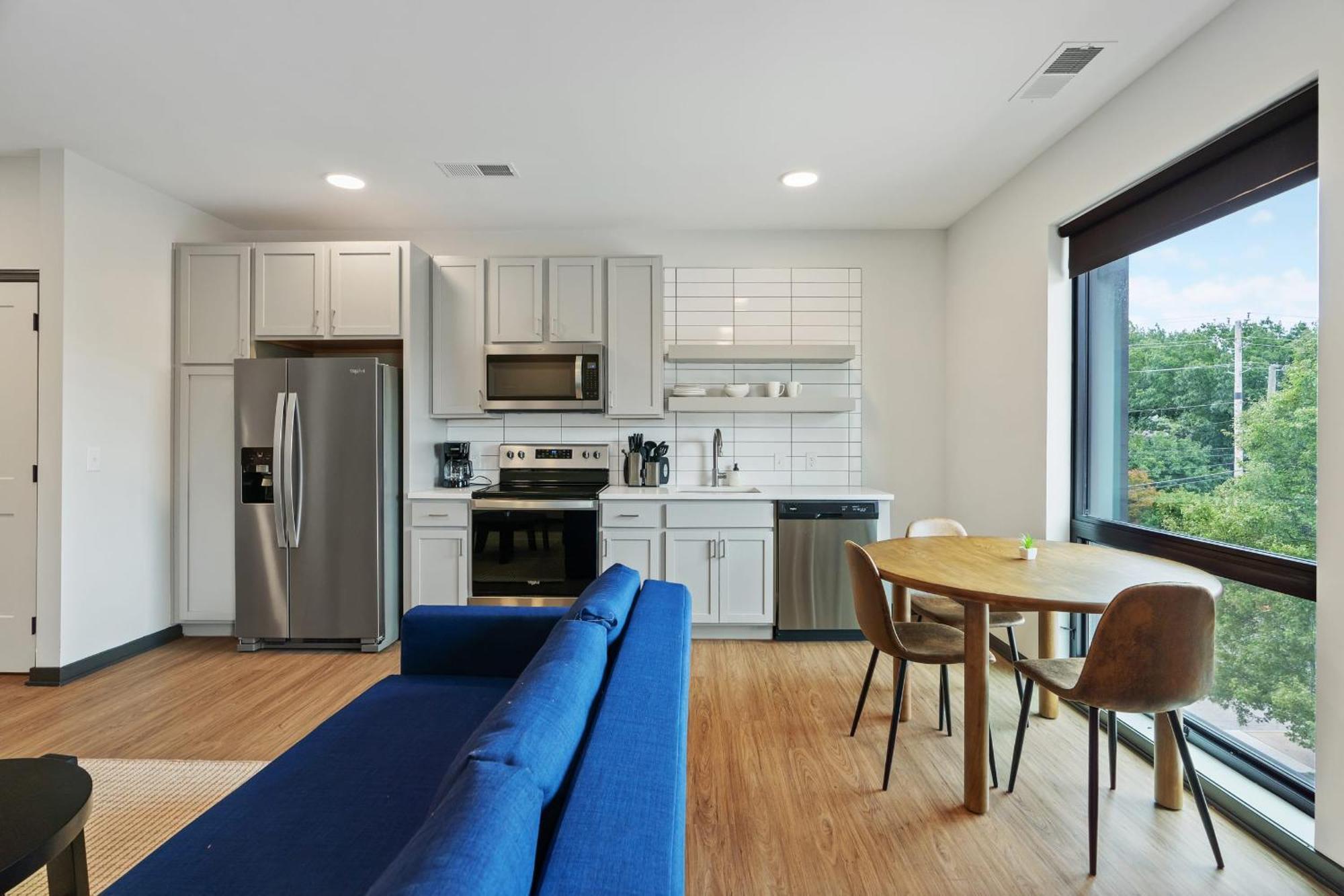 Cozysuites On Mass With Garage Parking #4 Indianapolis Esterno foto