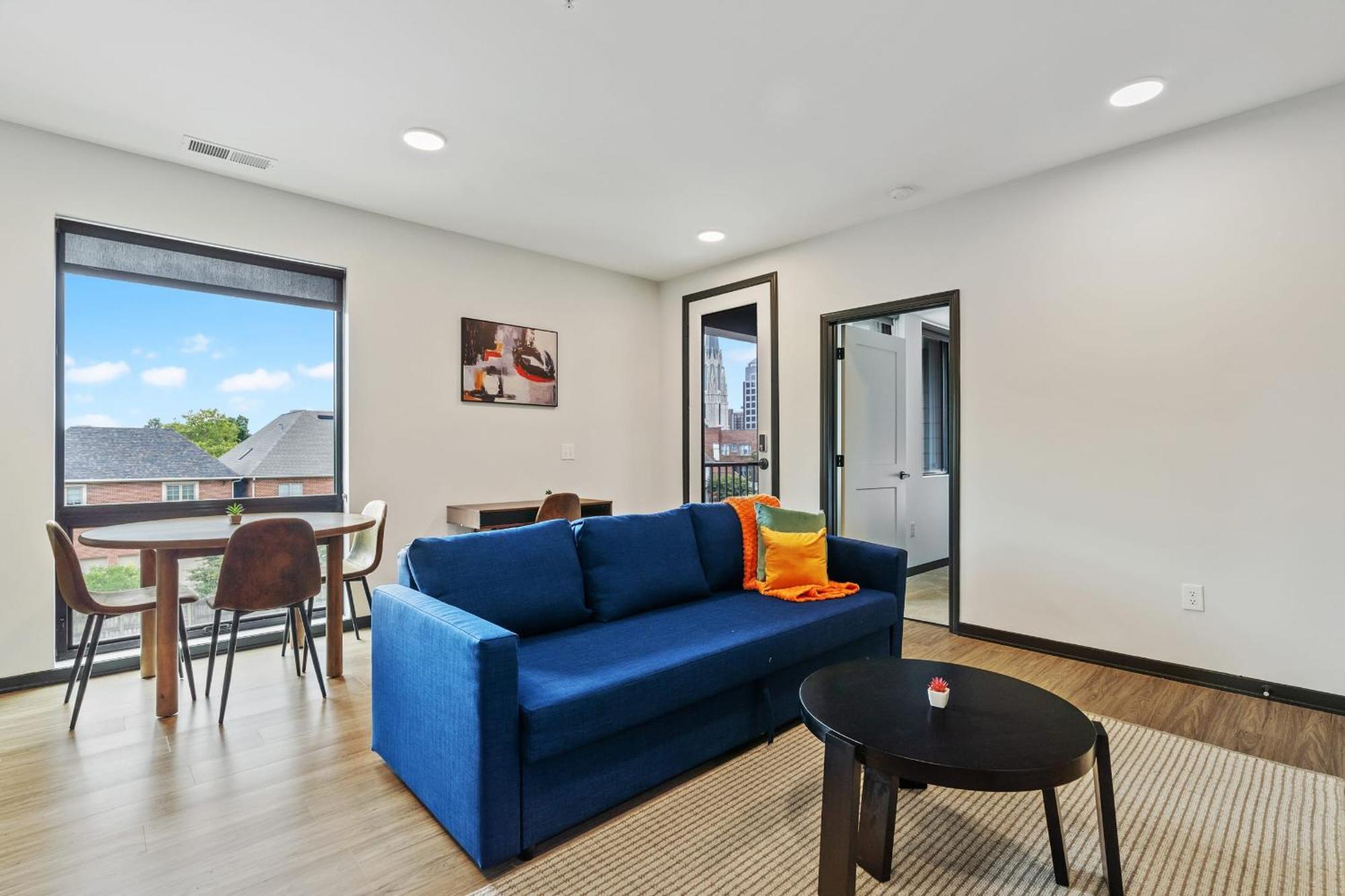Cozysuites On Mass With Garage Parking #4 Indianapolis Esterno foto